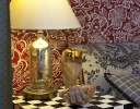 bespoke-jacobean-wallpaper